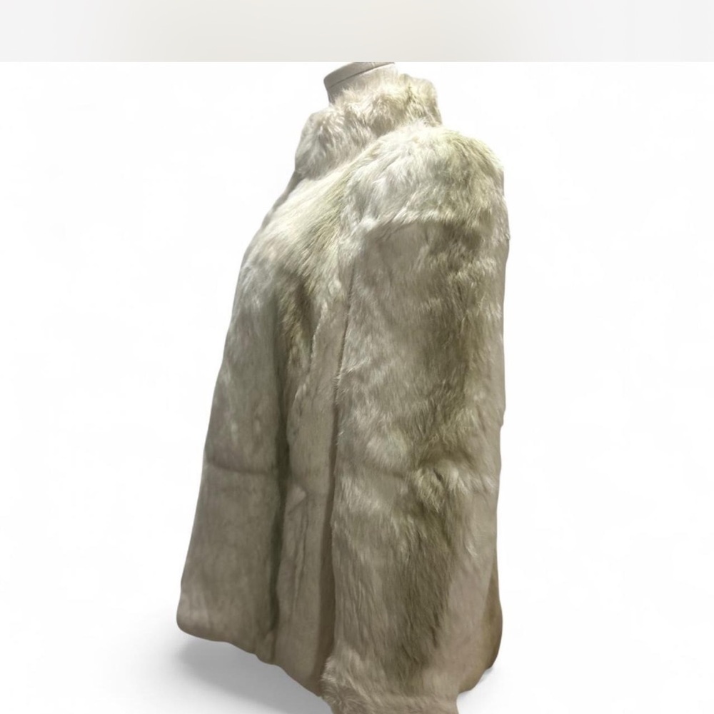 Vintage Genuine Fur Coat in White & Blond Hues Woman's Oversized Small - Picture 4 of 11